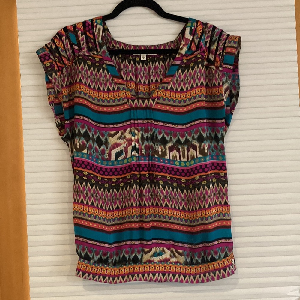 Daniel Rainn- size Medium- bohemian blouse. Great condition!